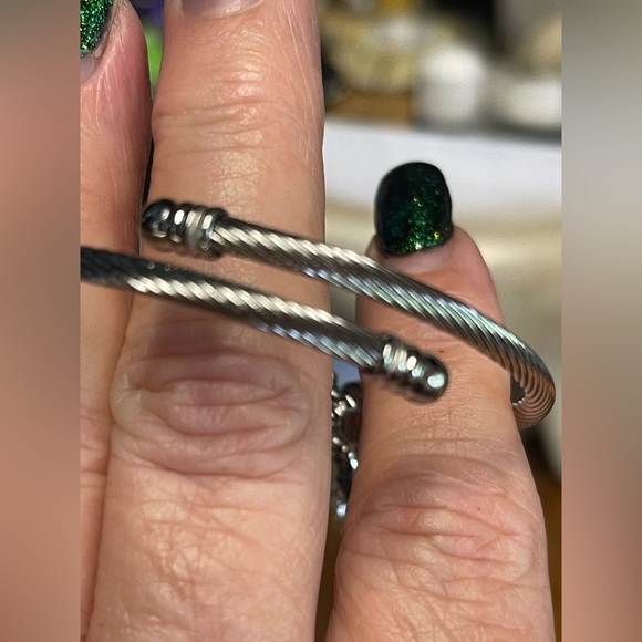 Adjustable bracelet - Picture 8 of 8